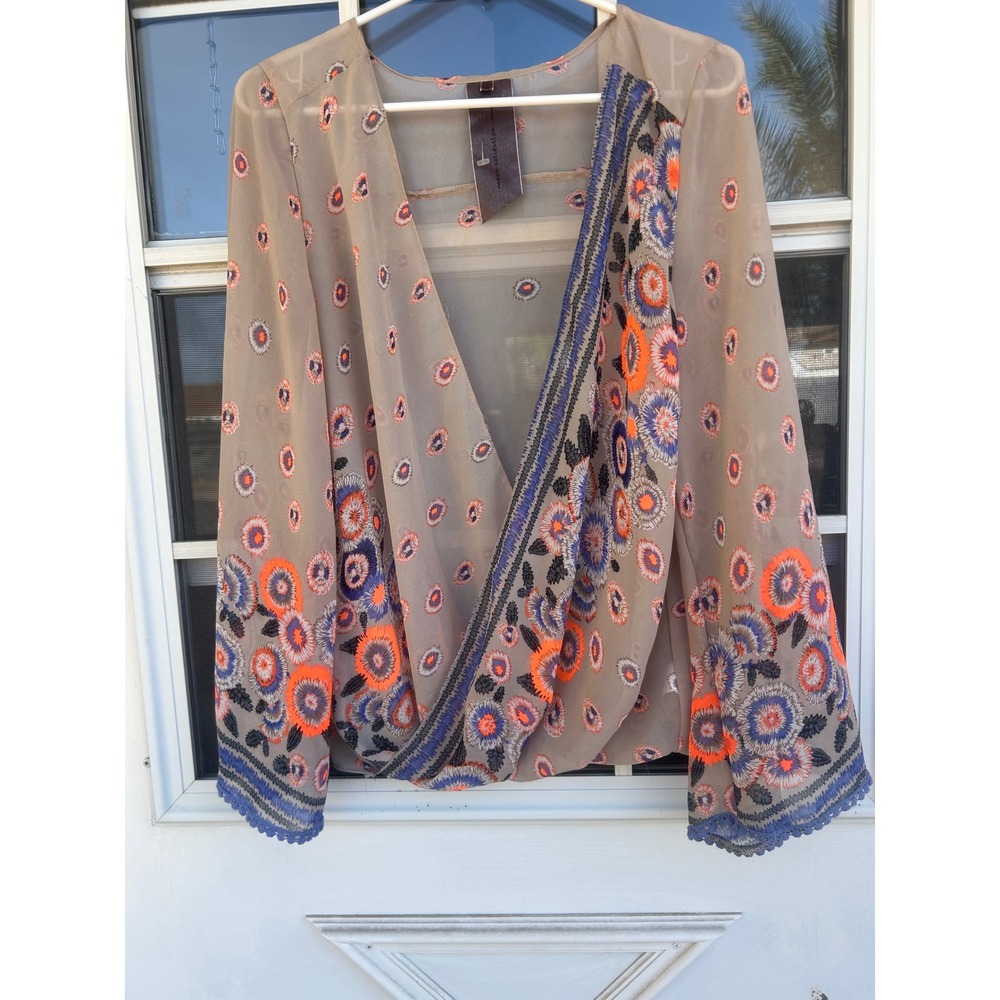 Moon Collection Womens L Taupe Floral Medallion‎ Sheer Bell Sleeve Blouse Boho